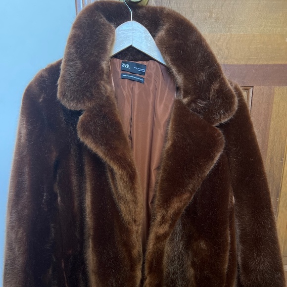 Jackets & Blazers - Zara faux fur coat